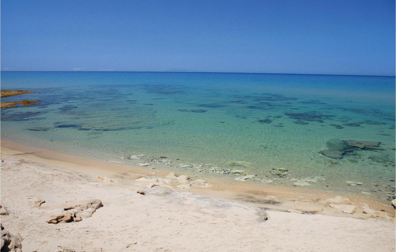 Trilo Beach Monte Nai Eksteriør billede